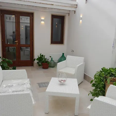 Core A Core Nyaraló Lizzano